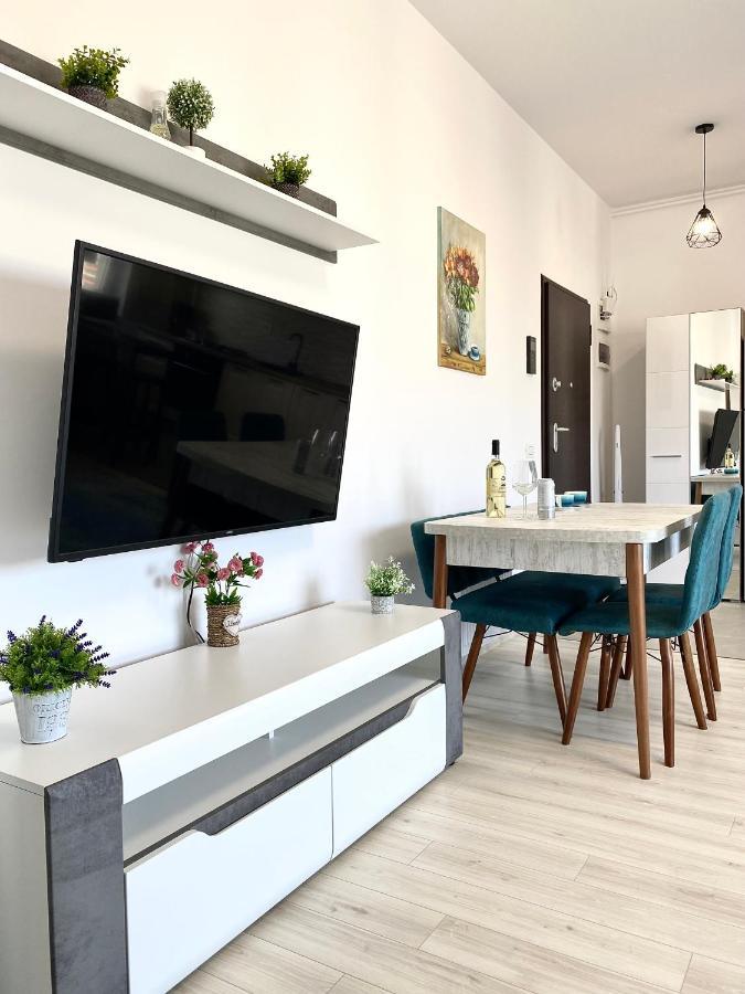 Joy Apartment Braşov Exterior foto